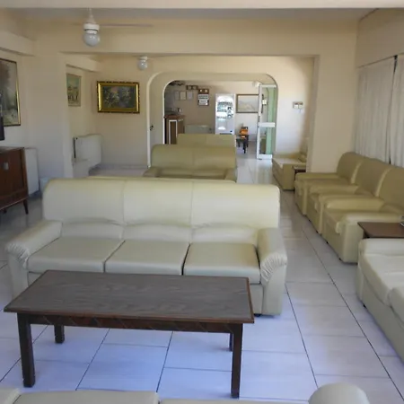 Hotel Denis *